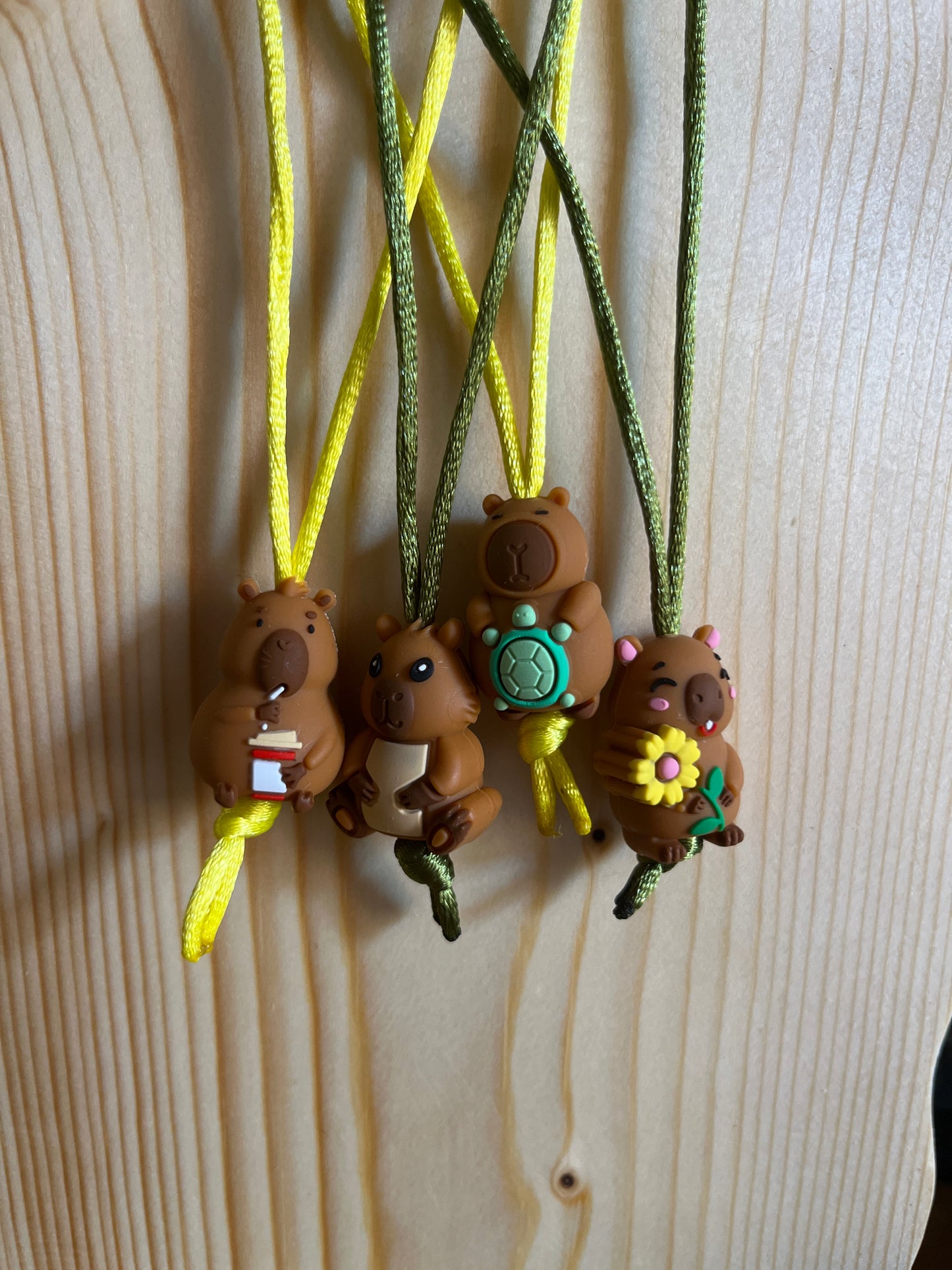 Collar para niños Capibara